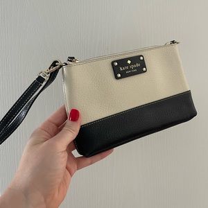 Kate Spade Wristlet